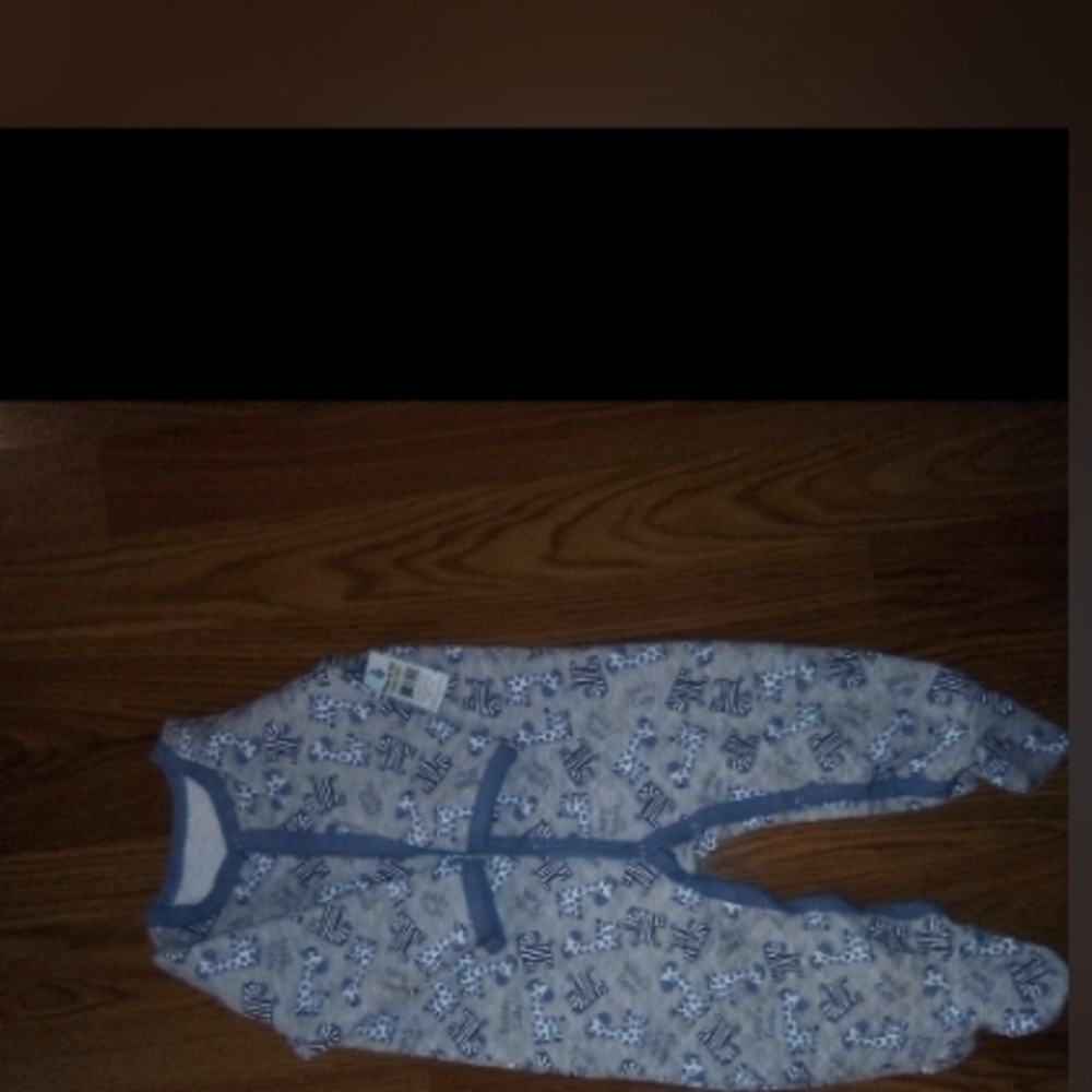 Foot onesie